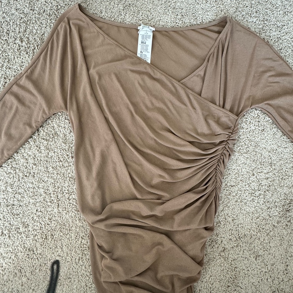 WOLFORD The Gathered
Long-sleeve bodysuit camel color large
